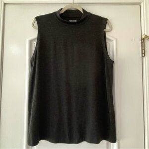 EILEEN FISHER MOCK TURTLE NECK TOP SIZE MEDIUM